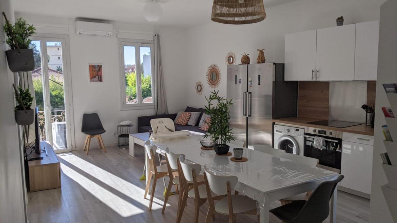Lina Zoï, âme Moderne Dans Niçoise Typique Appartement Nice